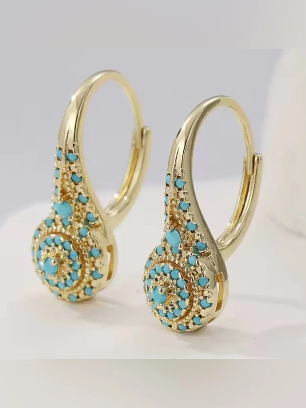 New Turquoise 18k Gold Earrings